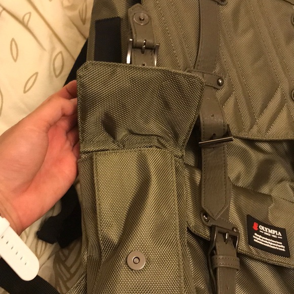 Olive Green Olympia Backpack 22L Capacity (NEW) - Picture 6 of 16